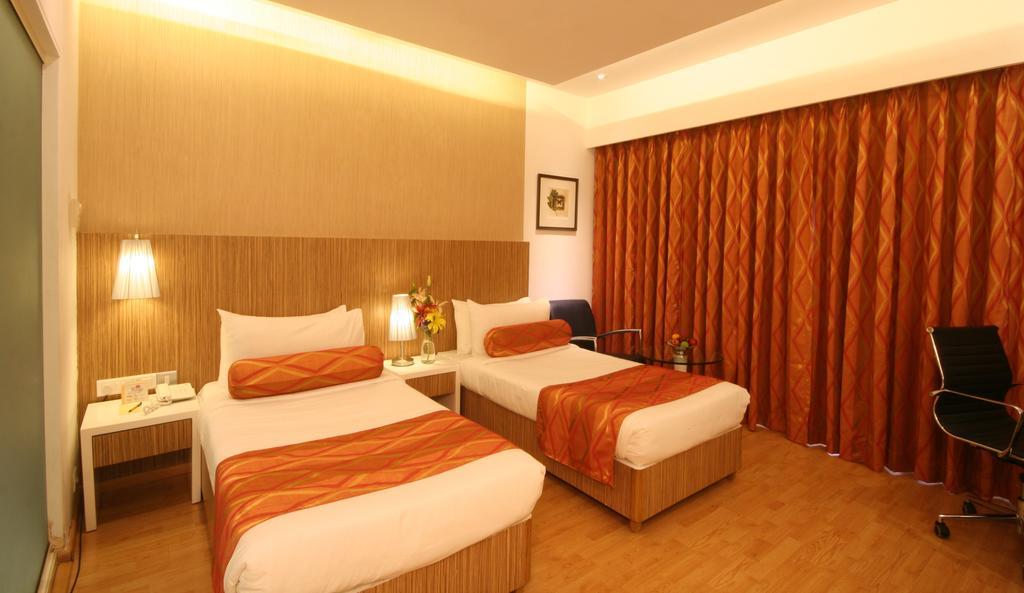 Hotel Fidalgo Панаджи Номер фото